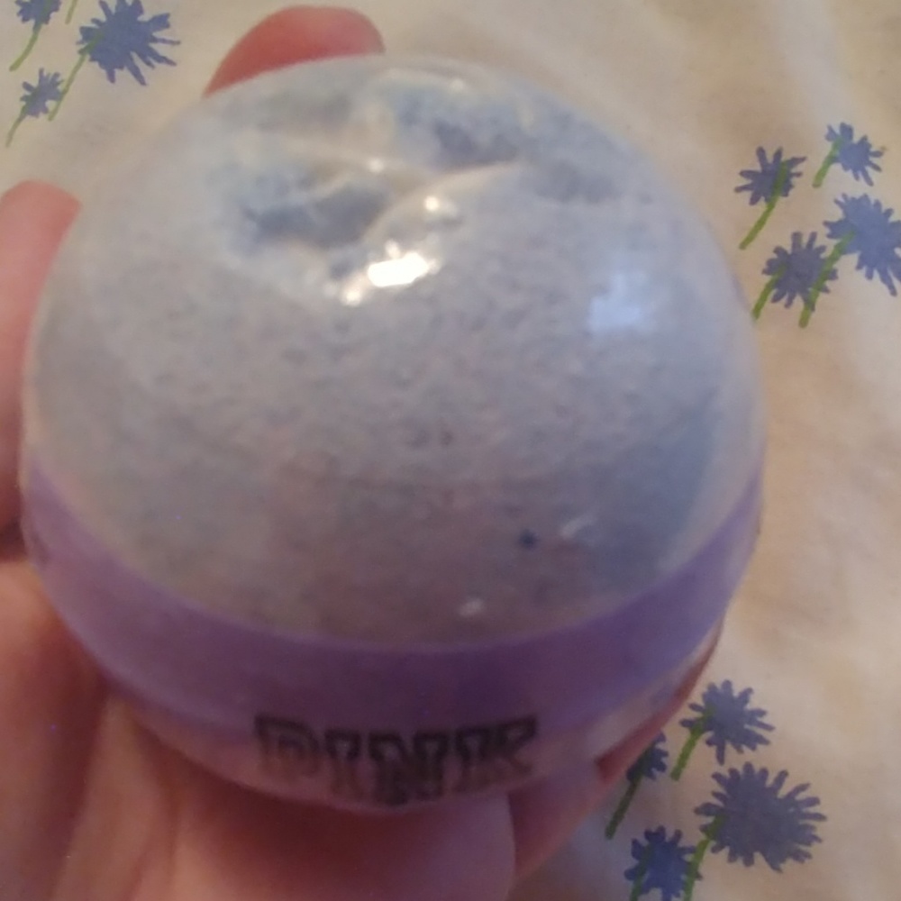 PINK bath bomb - Picture 2 of 3